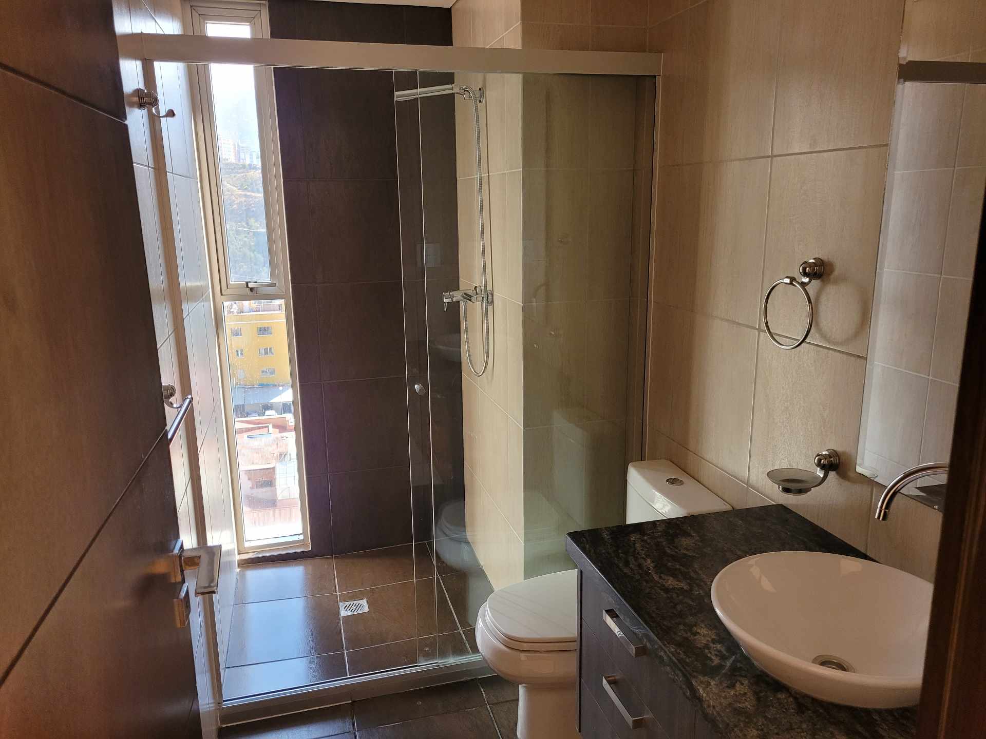 Departamento SOPOCACHI - AV. ARCE - TRATO DIRECTO CON PROPIETARIO Foto 5