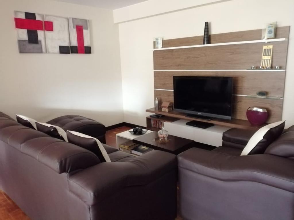 Departamento en VentaDepartamento cerca de la plaza Avaroa, Sánchez Lima (cerca del supermercado Fidalga) Foto 1