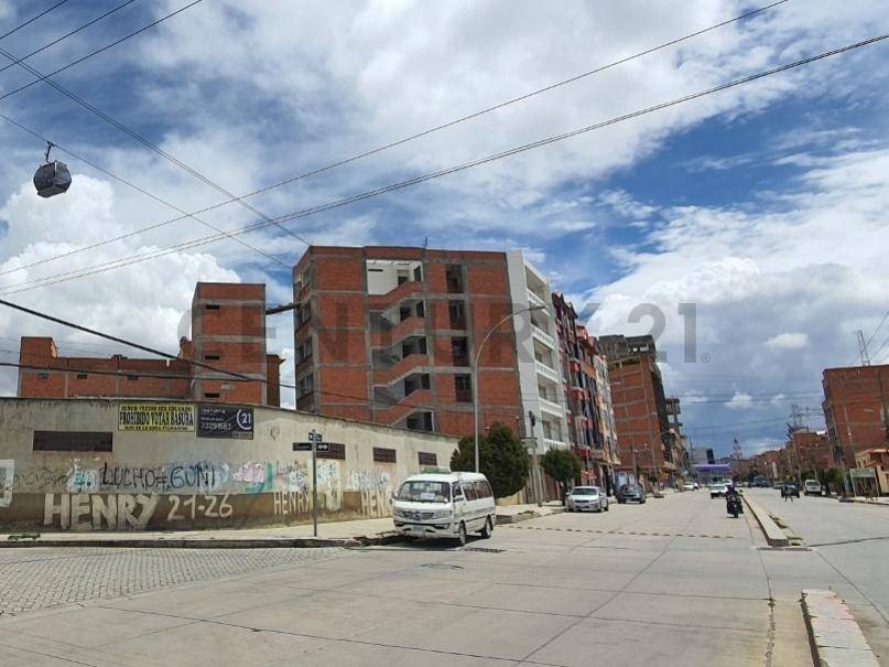 Terreno en VentaAv. Panoramica esquina Bracamonte    Foto 4