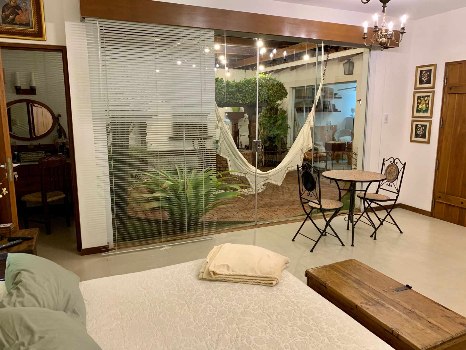 Casa en Las Palmas en Santa Cruz de la Sierra 3 dormitorios 4 baños 2 parqueos Foto 30