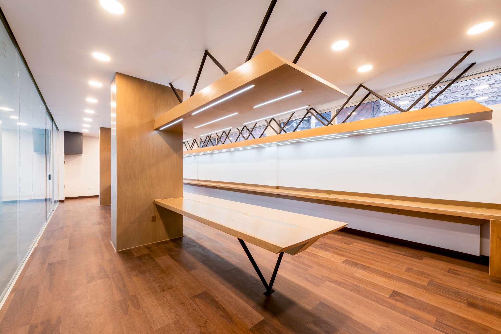 Oficina en AnticréticoEdificio América, Av. América y C. Eudoro Galindo - Zona Norte 2 dormitorios 1 baños  Foto 5