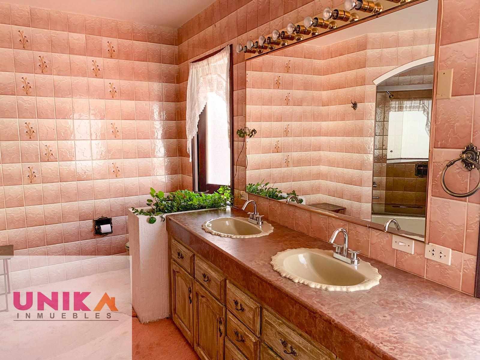 Casa en AlquilerLUJOSA CASA EN LA FLORIDA AMOBLADA  Foto 14