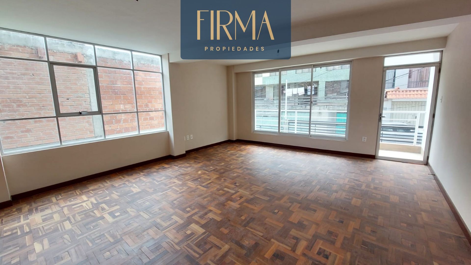 Departamento en Irpavi en La Paz 3 dormitorios 3 baños 1 parqueos Foto 15