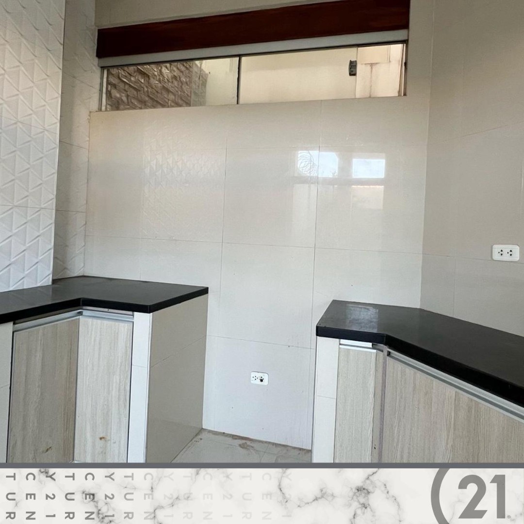Casa en Entre 6to y 7mo anillo Sur en Santa Cruz de la Sierra 5 dormitorios 4 baños 2 parqueos Foto 5