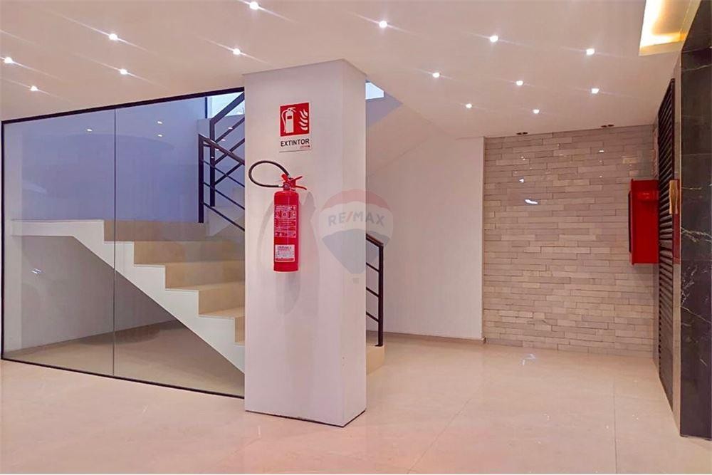 Departamento en Entre 4to y 5to anillo Norte en Santa Cruz de la Sierra 1 dormitorios 1 baños  Foto 4