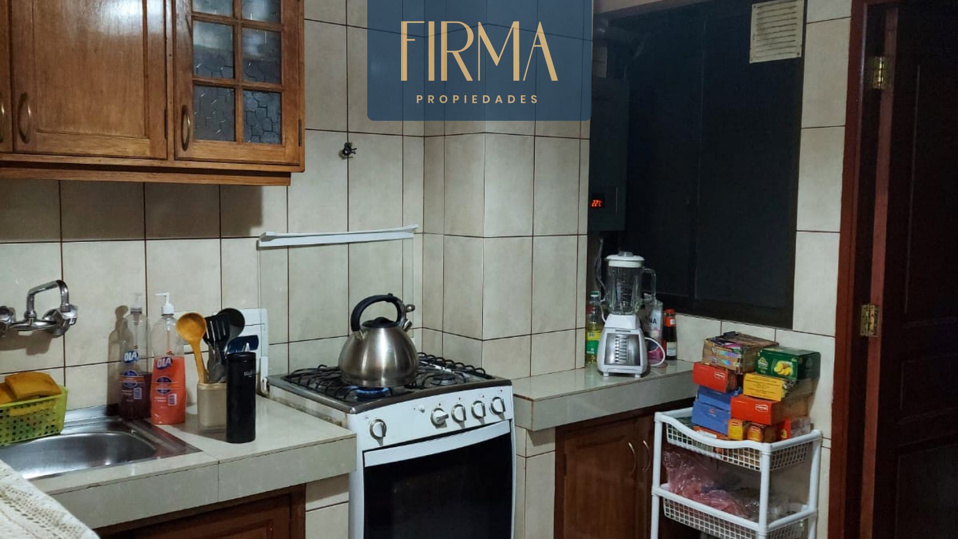 Departamento en Miraflores en La Paz 3 dormitorios 2 baños  Foto 4