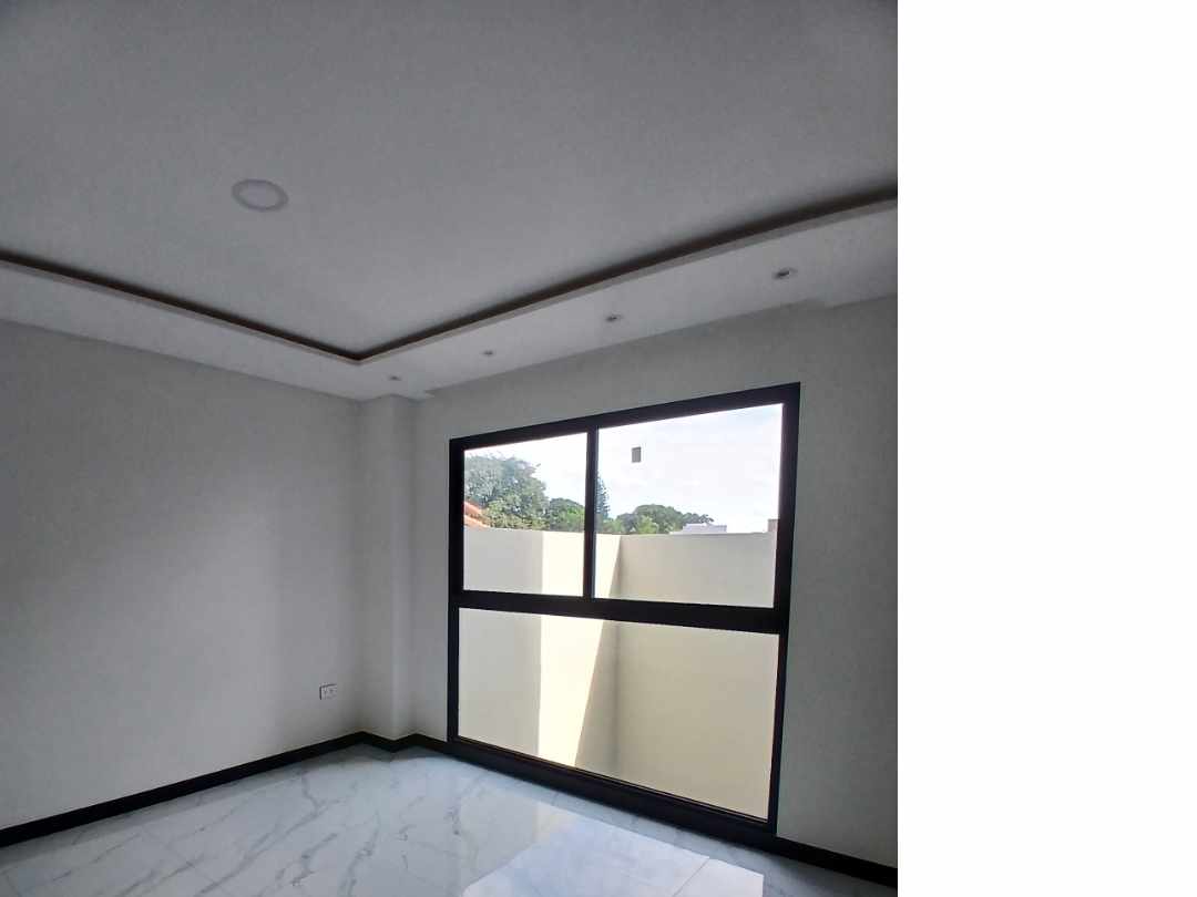 En Venta a $us 65,700 Foto 5