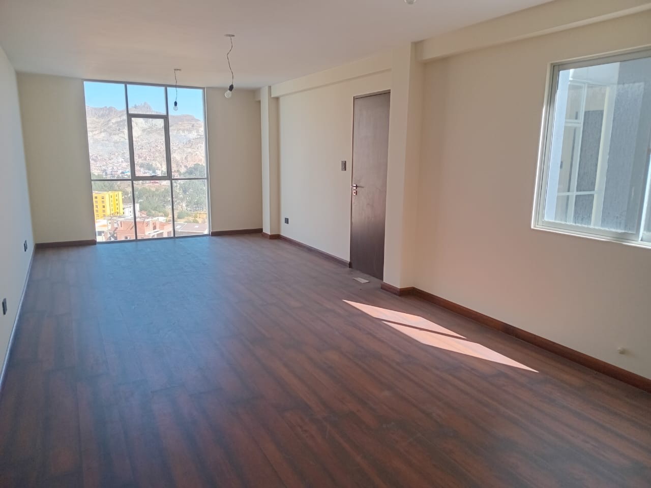 Departamento en AlquilerAchumani, Condominio la lomas del sol Foto 5