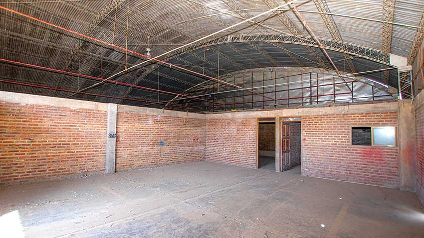 Galpón en VentaCalle Italia esq Austria, Valle Hermoso Foto 9