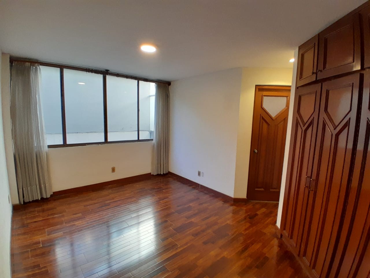 En Alquiler a Bs 3,500 Foto 16