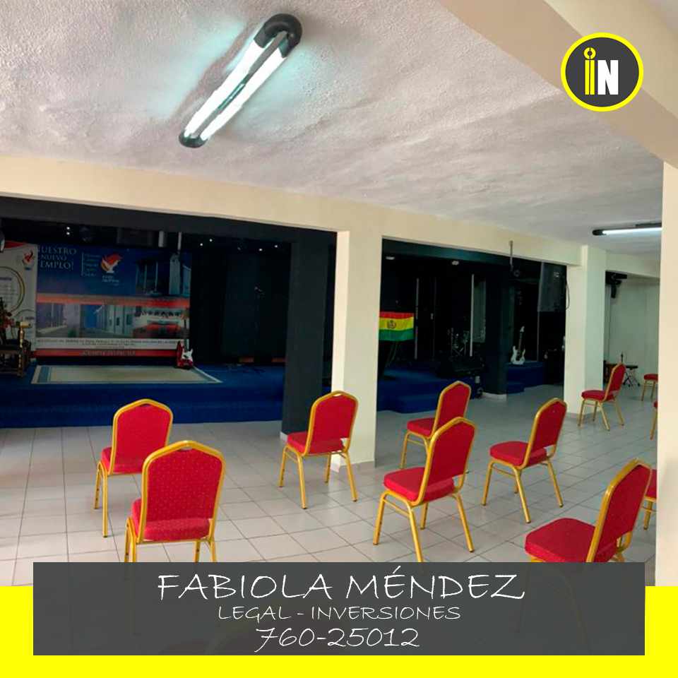 Local comercial en Centro en Santa Cruz de la Sierra  3 baños  Foto 1