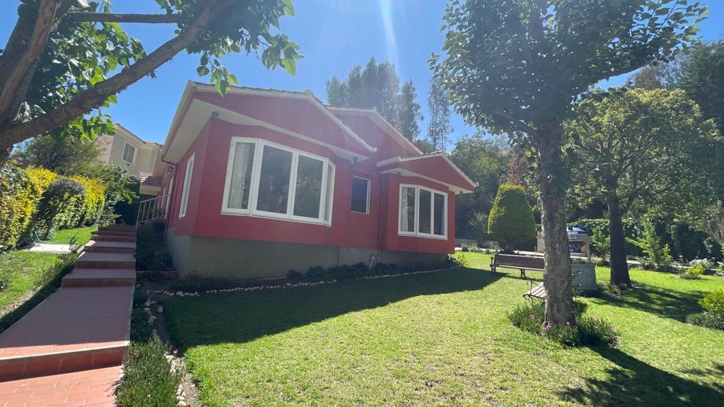 Casa en AlquilerCASA EN ALQUILER EN LA FLORIDA - CONDOMINIO CERRADO 3 dormitorios 4 baños 3 parqueos Foto 3