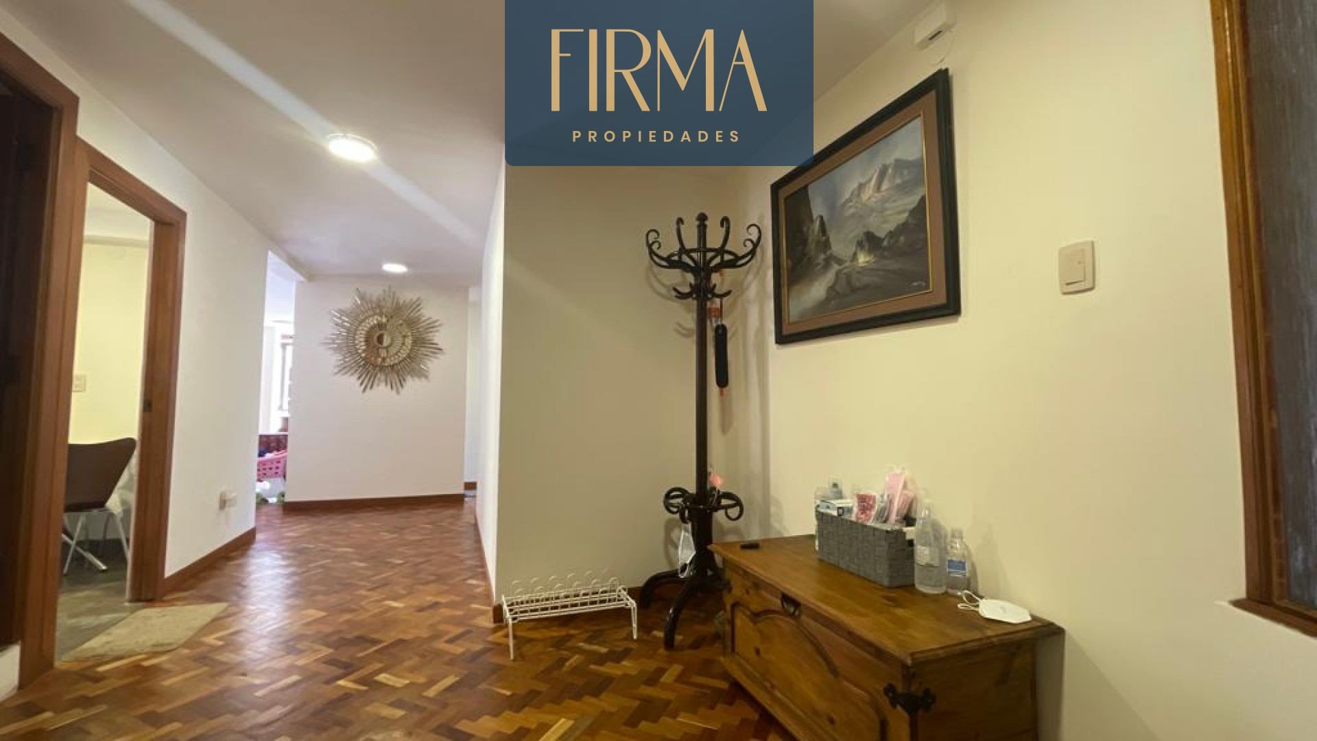 Departamento en Irpavi en La Paz 4 dormitorios 4 baños 1 parqueos Foto 5