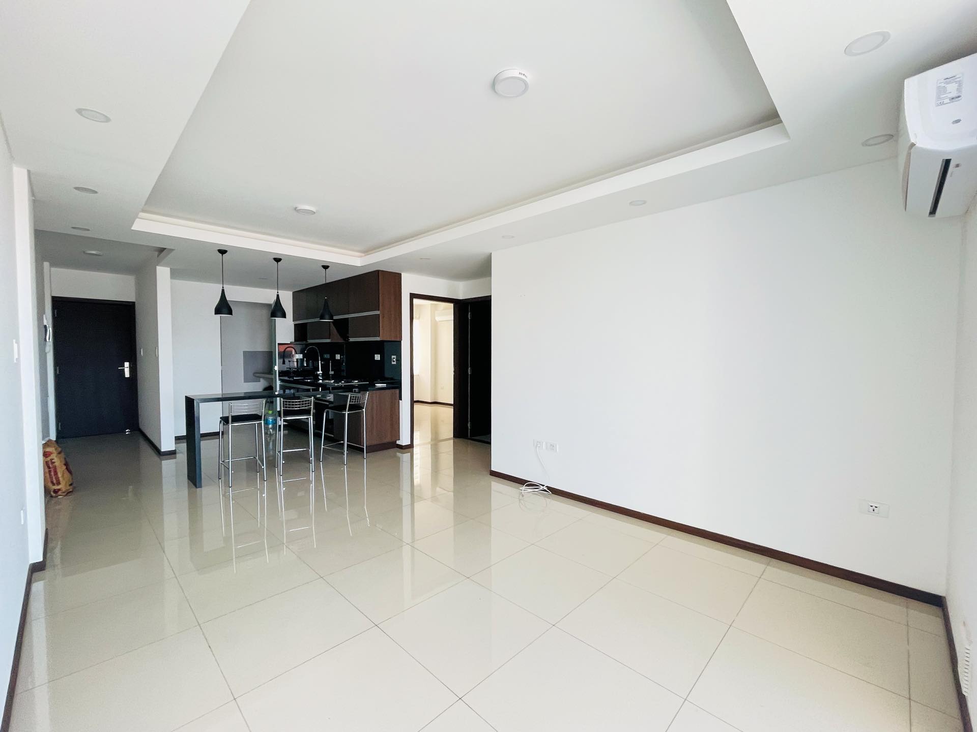 Departamento en VentaEdificio San Nicolas III 2 dormitorios 2 baños 1 parqueos Foto 5