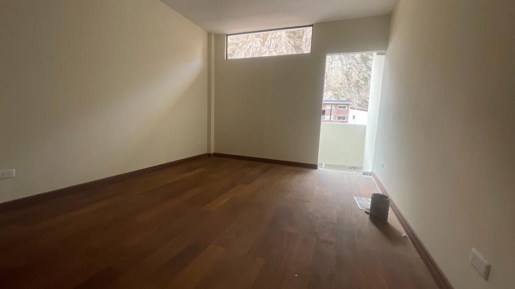 Casa en Aranjuez en La Paz 5 dormitorios 6 baños 2 parqueos Foto 10