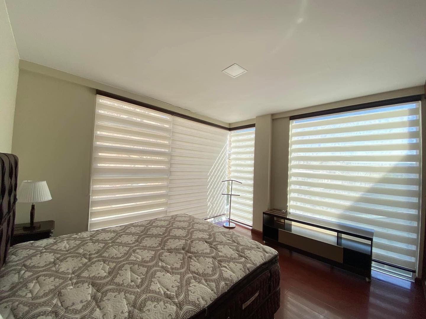 Departamento en Cota Cota en La Paz 3 dormitorios 4 baños 1 parqueos Foto 3