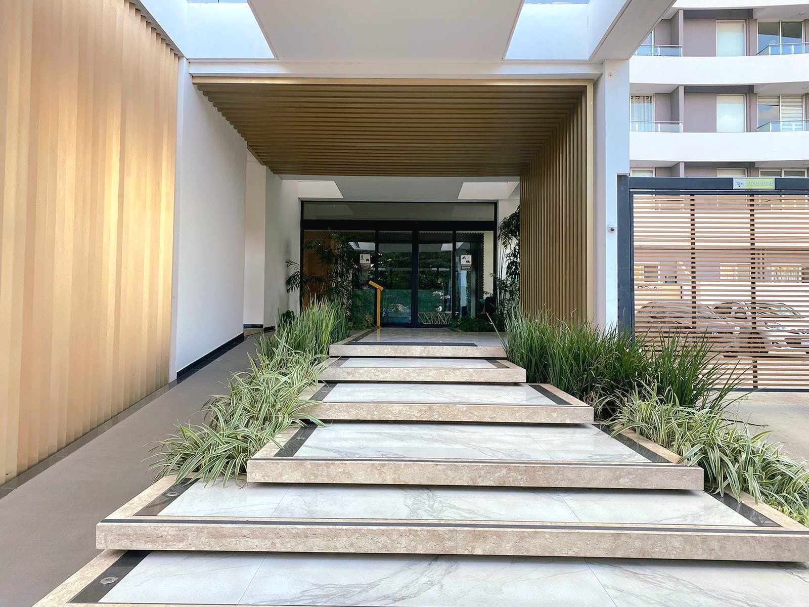 Departamento en Entre 2do y 3er anillo Norte en Santa Cruz de la Sierra 1 dormitorios 1 baños 1 parqueos Foto 5