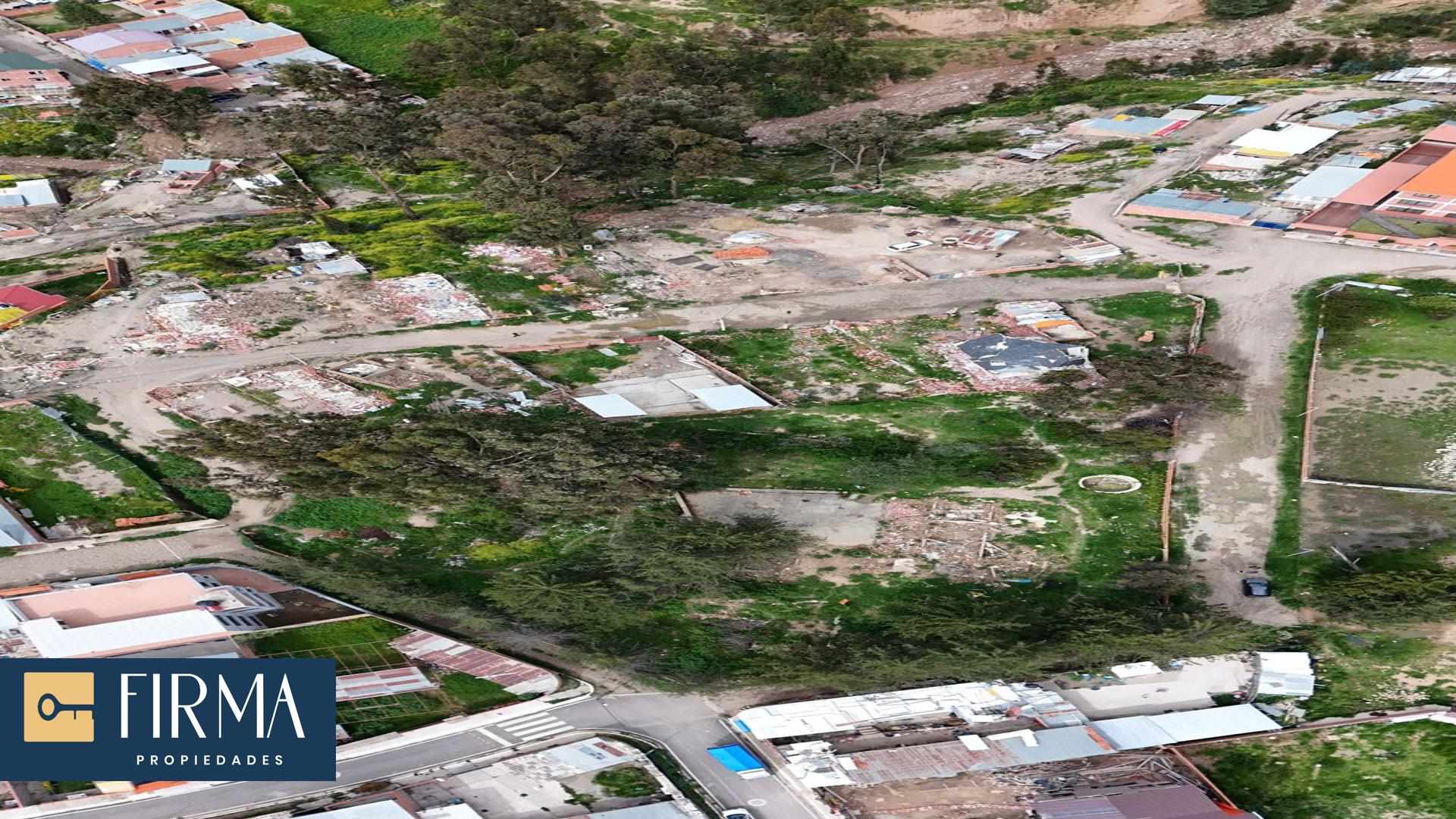 Terreno en Cota Cota en La Paz    Foto 1
