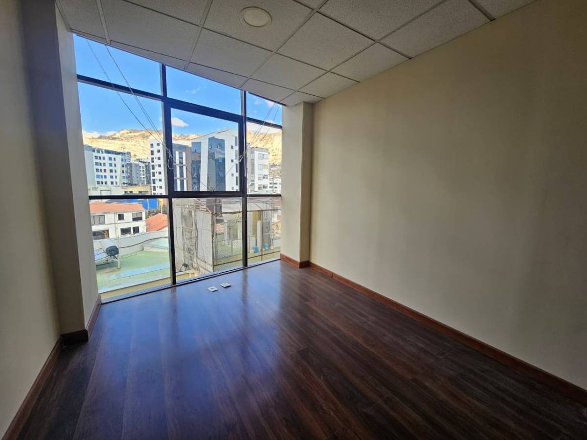 Edificio en San Miguel en La Paz 36 dormitorios 21 baños 7 parqueos Foto 15