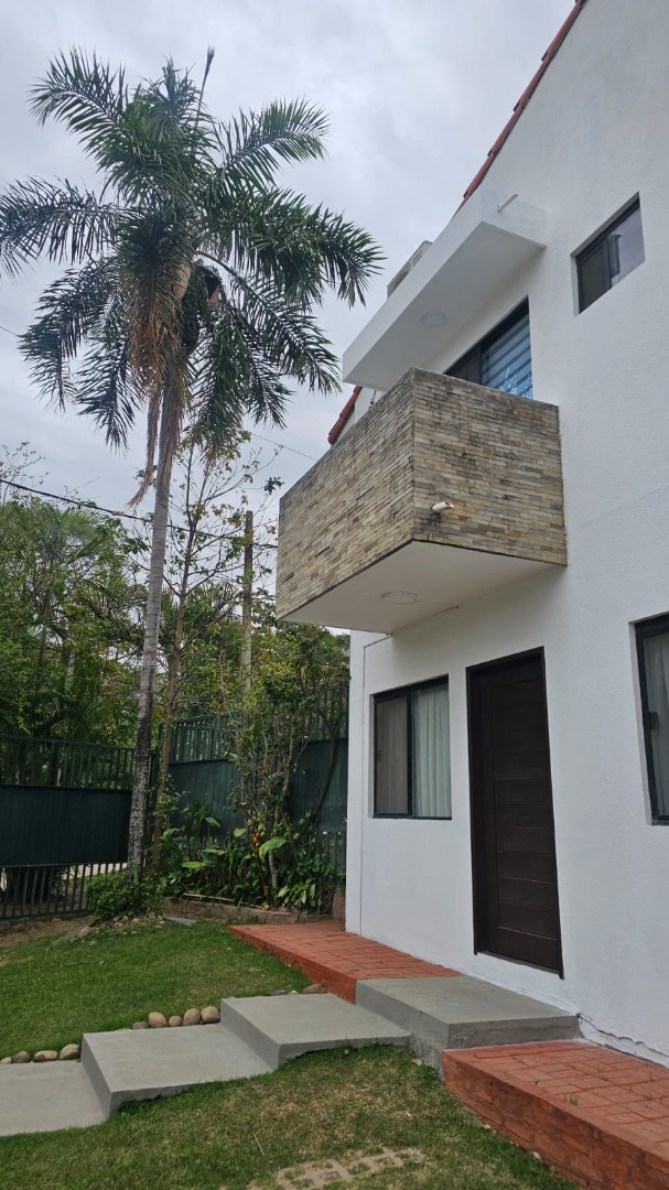 Casa en AlquilerVilla Bonita, Urubo (a 200m de la gasolinera Urubo) Foto 6