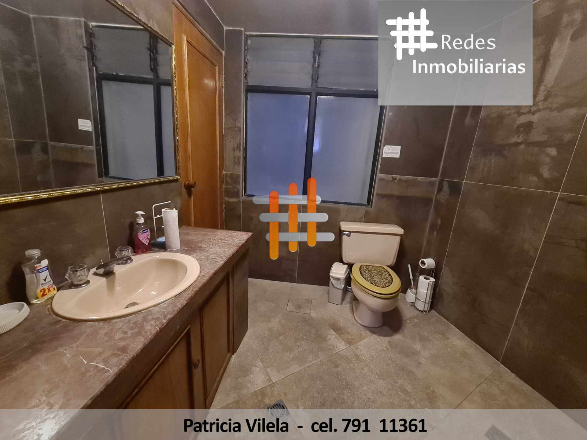 Departamento en San Jorge en La Paz 4 dormitorios 4 baños 1 parqueos Foto 8