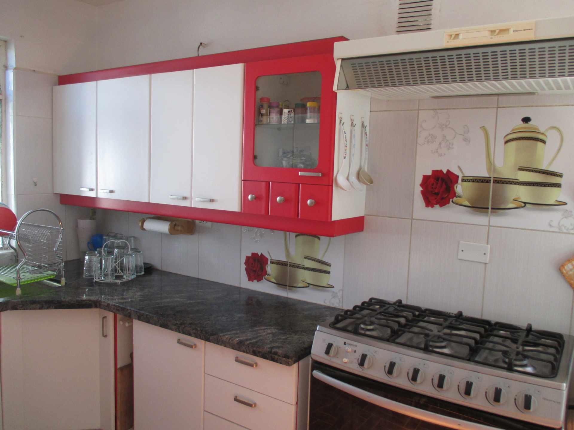 Casa en Aranjuez en Cochabamba 4 dormitorios 4 baños 3 parqueos Foto 10