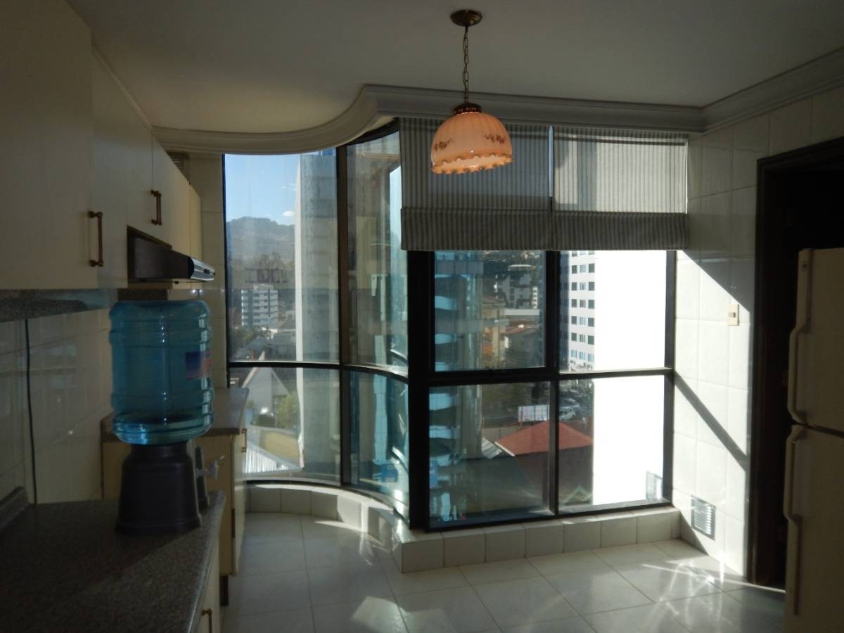 Departamento en AlquilerSAN MIGUEL 3 dormitorios 3 baños 1 parqueos Foto 9