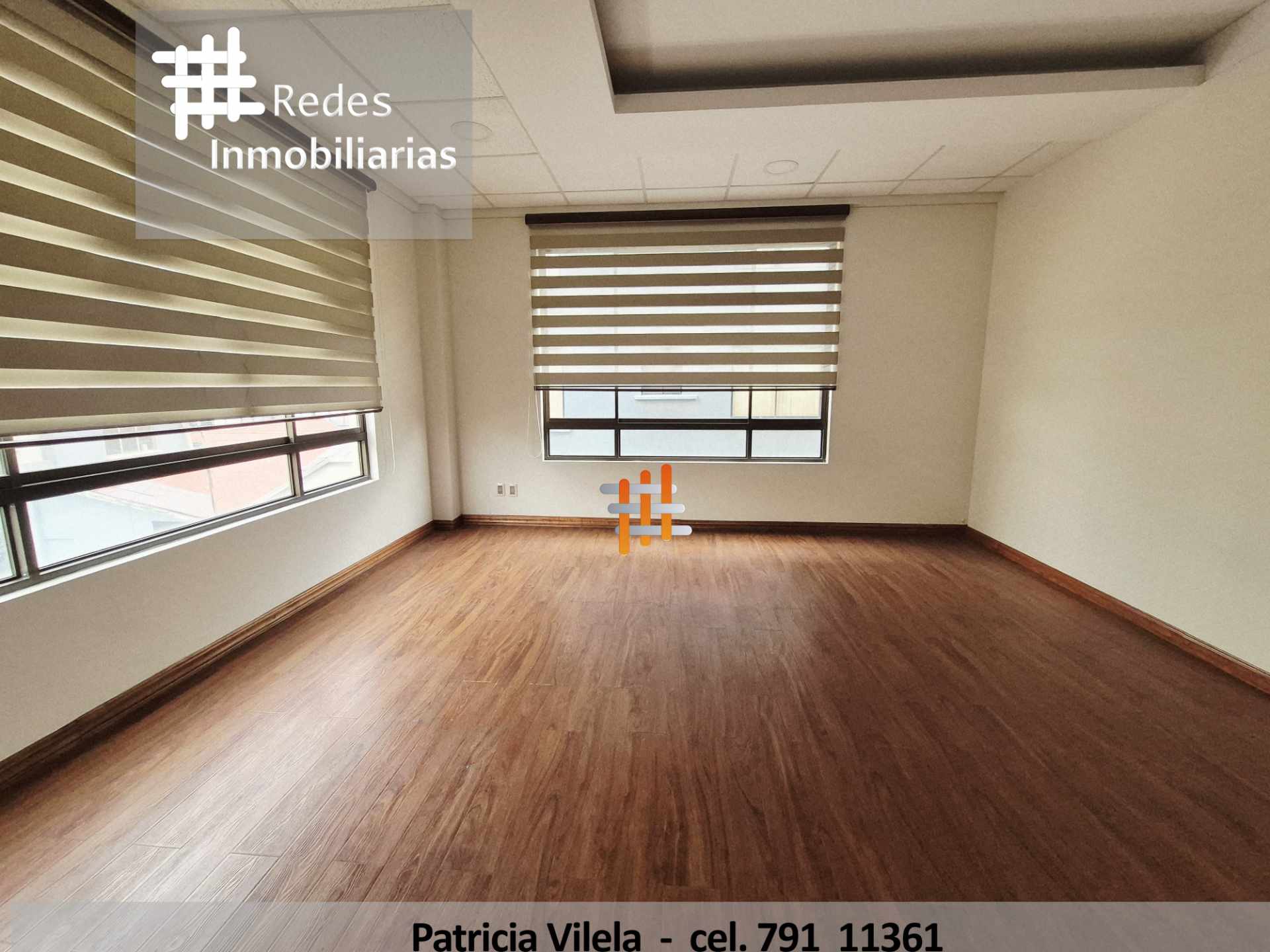Oficina en Venta𝐈𝐍𝐂𝐎𝐌𝐏𝐀𝐑𝐀𝐁𝐋𝐄 𝐎𝐏𝐎𝐑𝐓𝐔𝐍𝐈𝐃𝐀𝐃 — 𝐇𝐄𝐑𝐌𝐎𝐒𝐀 𝐎𝐅𝐈𝐂𝐈𝐍𝐀 𝐄𝐍 𝐕𝐄𝐍𝐓𝐀 O ALQUILER  𝐄𝐍 𝐒𝐀𝐍 𝐌𝐈𝐆𝐔𝐄𝐋 5 dormitorios 2 baños  Foto 2