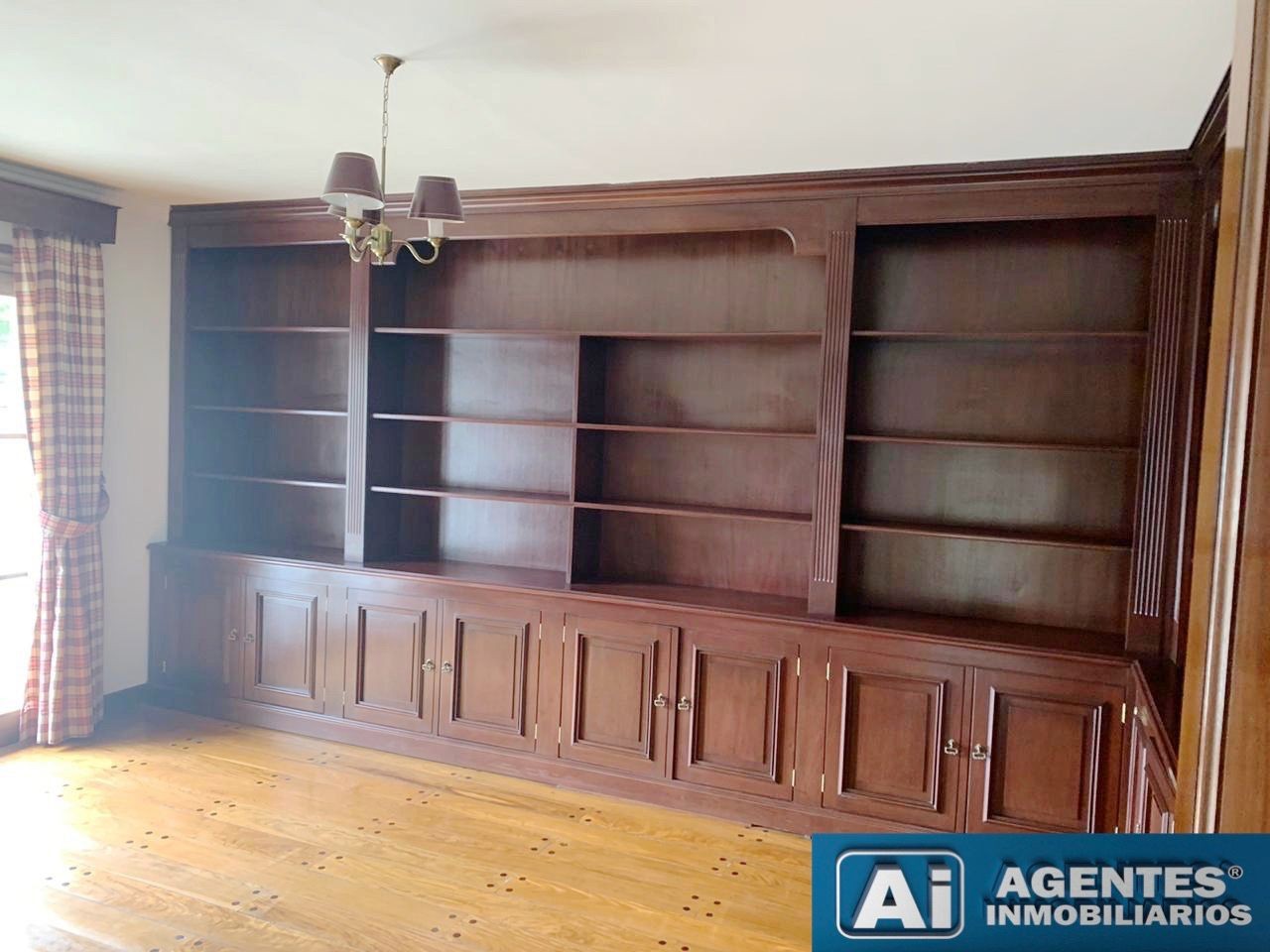 Casa en AlquilerLA FLORIDA HERMOSA RESIDENCIA EN ALQUILER 4 dormitorios 4 baños 4 parqueos Foto 16