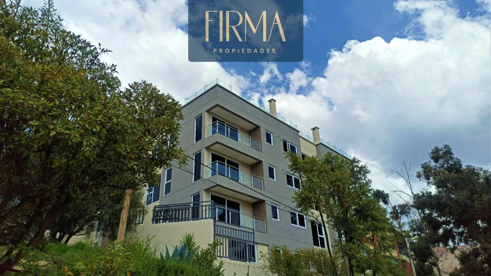 Departamento en Calacoto en La Paz 3 dormitorios 4 baños 1 parqueos Foto 1