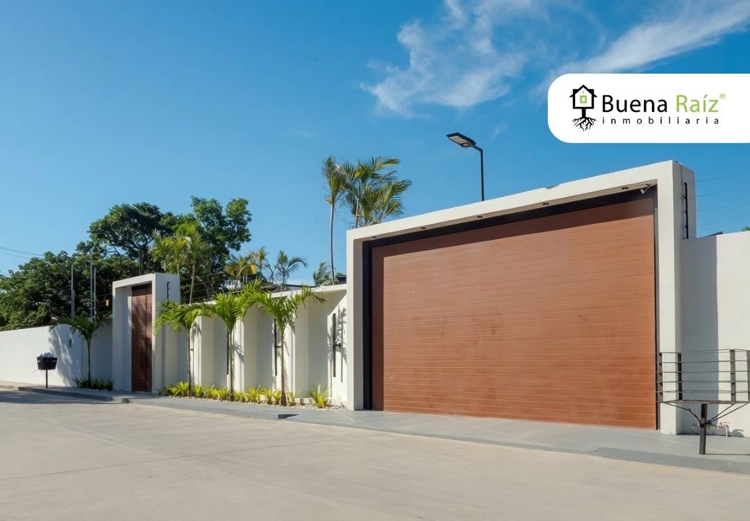 Casa Urubó zona Los Batos (Frente a Salón Emperador) Foto 3