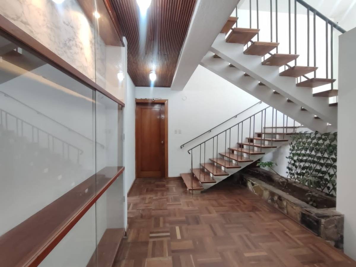 Oficina CALACOTO, CALLE 11 Foto 6