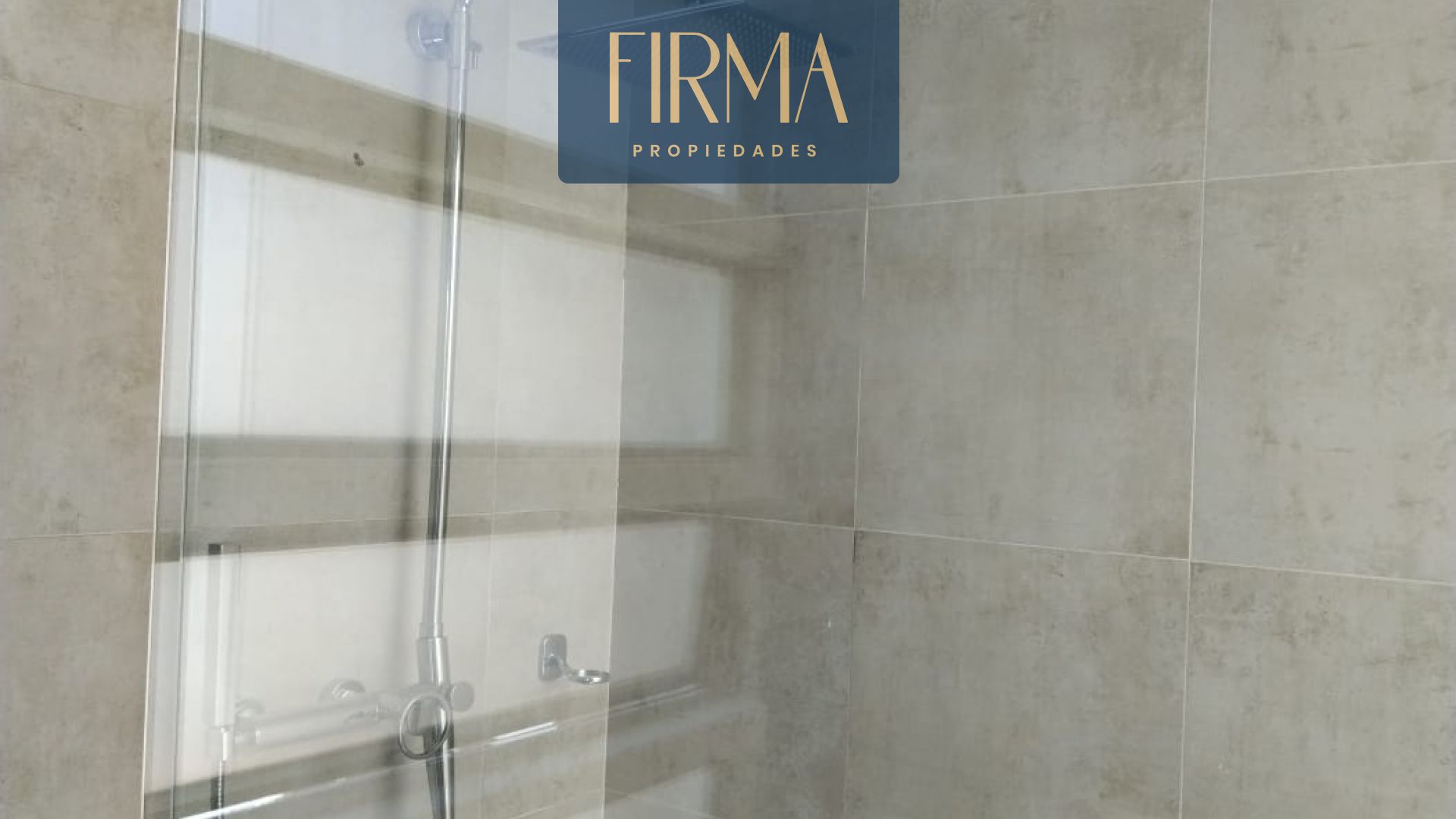 Casa en Cota Cota en La Paz 3 dormitorios 5 baños 5 parqueos Foto 20