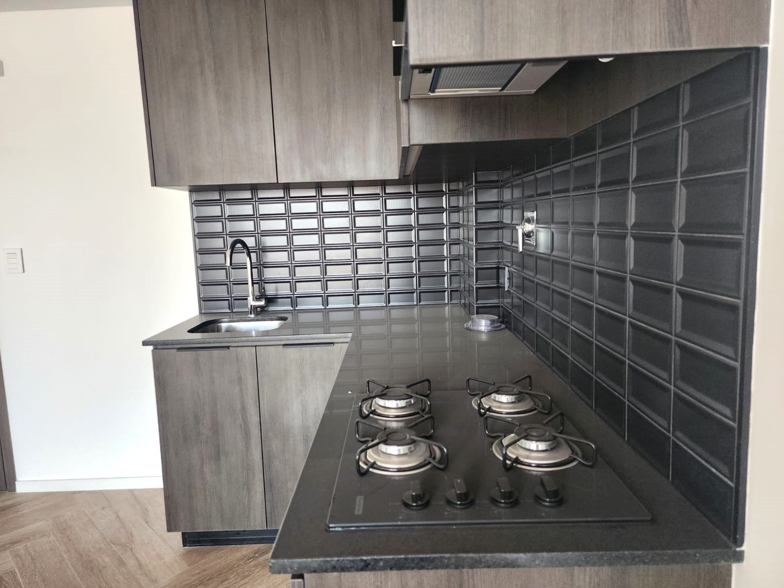 Departamento en VentaEDIFICIO YOU PLAZA ZONA EQUIPETROL 1 dormitorios 1 baños  Foto 4