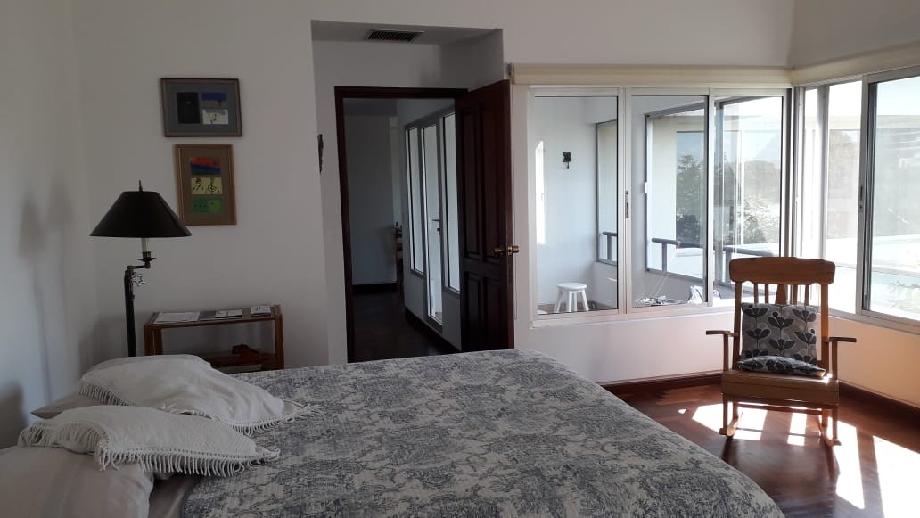 Departamento en AlquilerCalle Tellez Girón  - Elvira de Mendoza 3 dormitorios 3 baños 2 parqueos Foto 6