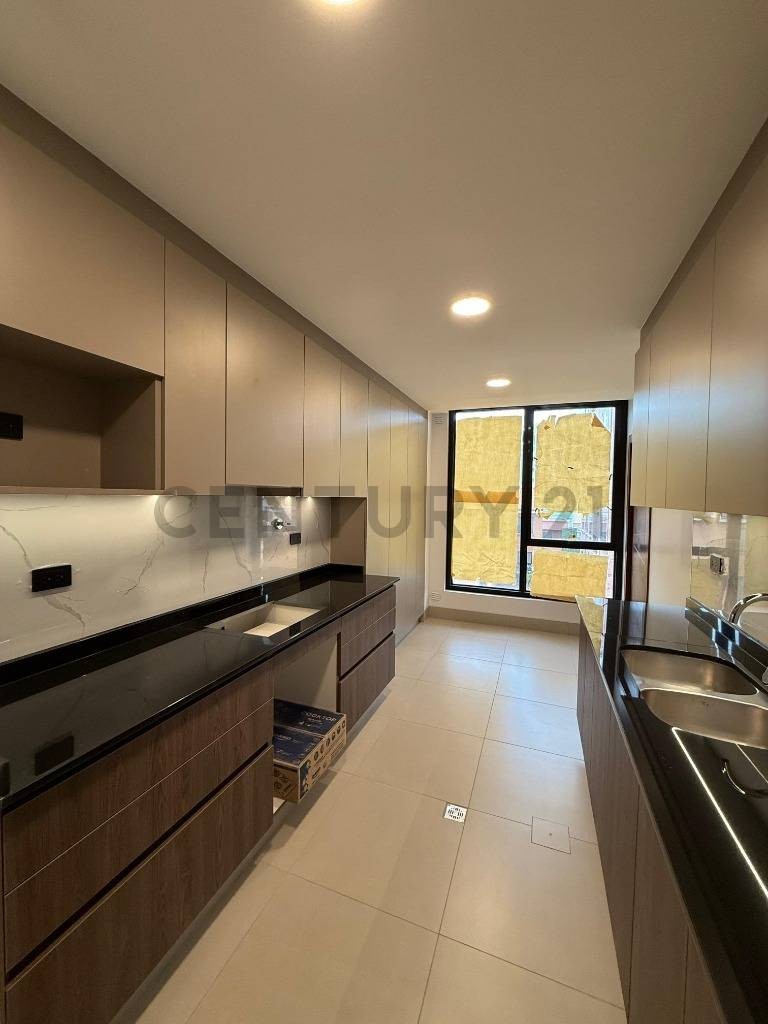 Departamento en Irpavi en La Paz 2 dormitorios 3 baños 1 parqueos Foto 4