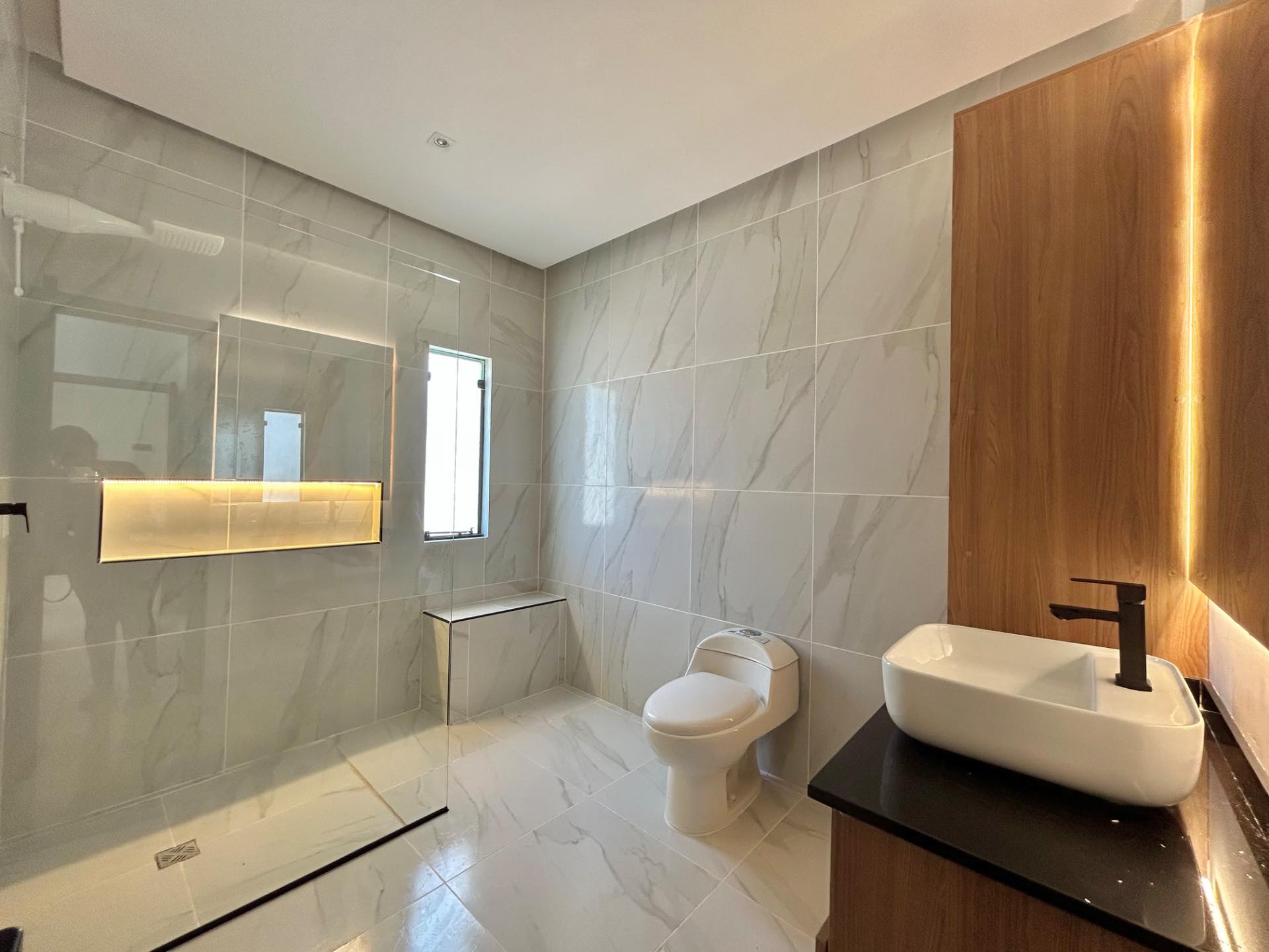 En Alquiler a Bs 4,800 Foto 4