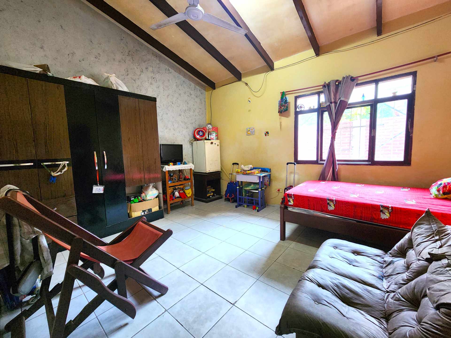 Casa en Villa 1ero de Mayo en Santa Cruz de la Sierra 3 dormitorios 3 baños 3 parqueos Foto 6