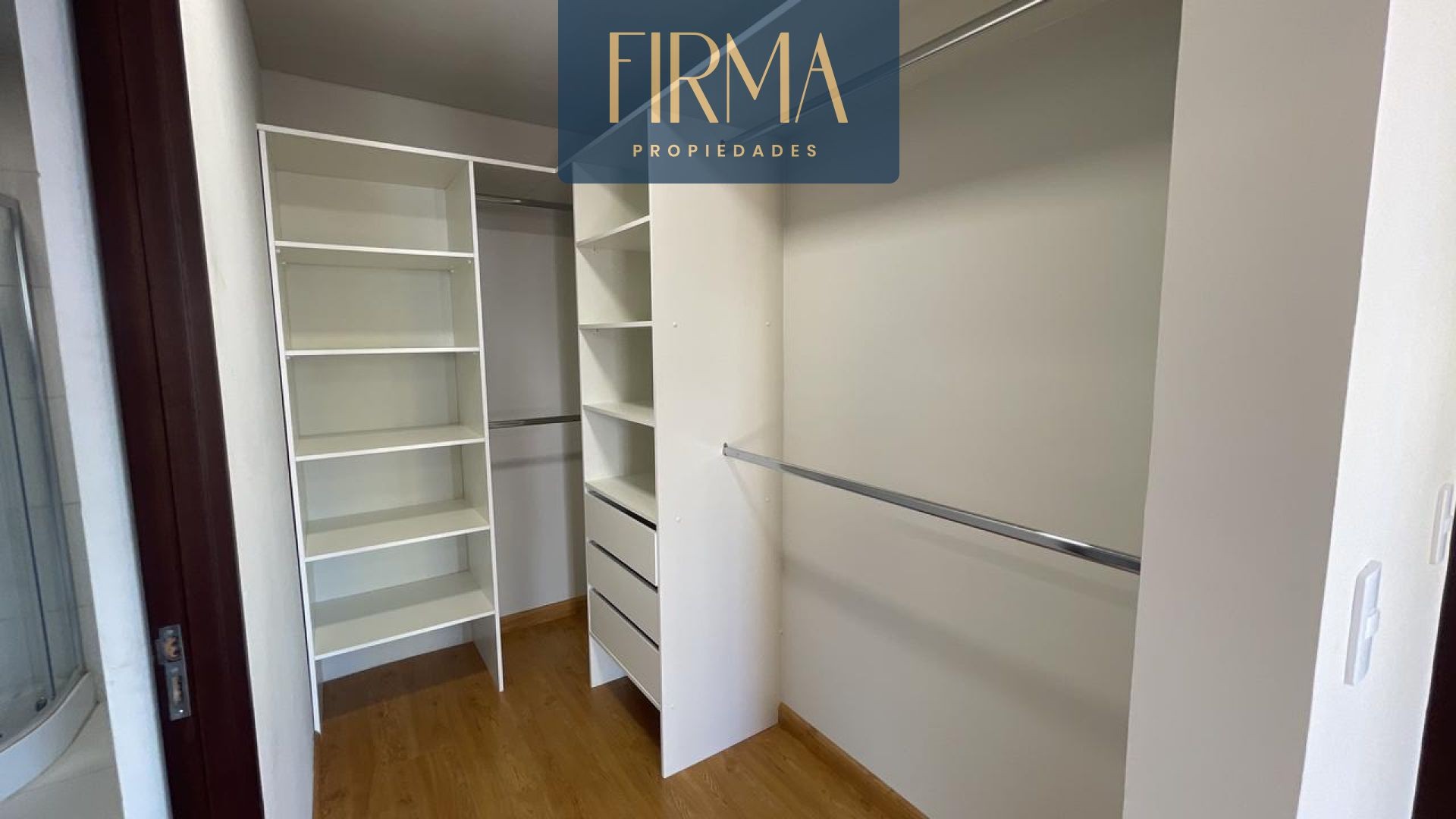 En Venta a $us 128,000 Foto 4