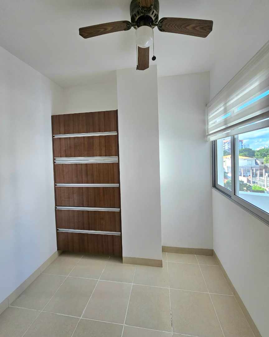 Departamento en AlquilerAv  beni 2do anillo- DEPARTAMENTO DE 3 DORMITORIOS  Foto 8
