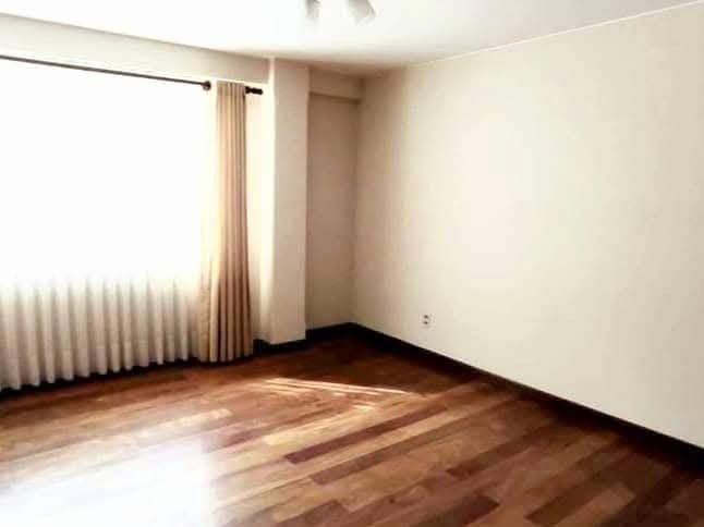 En Alquiler a Bs 3,000 Foto 8