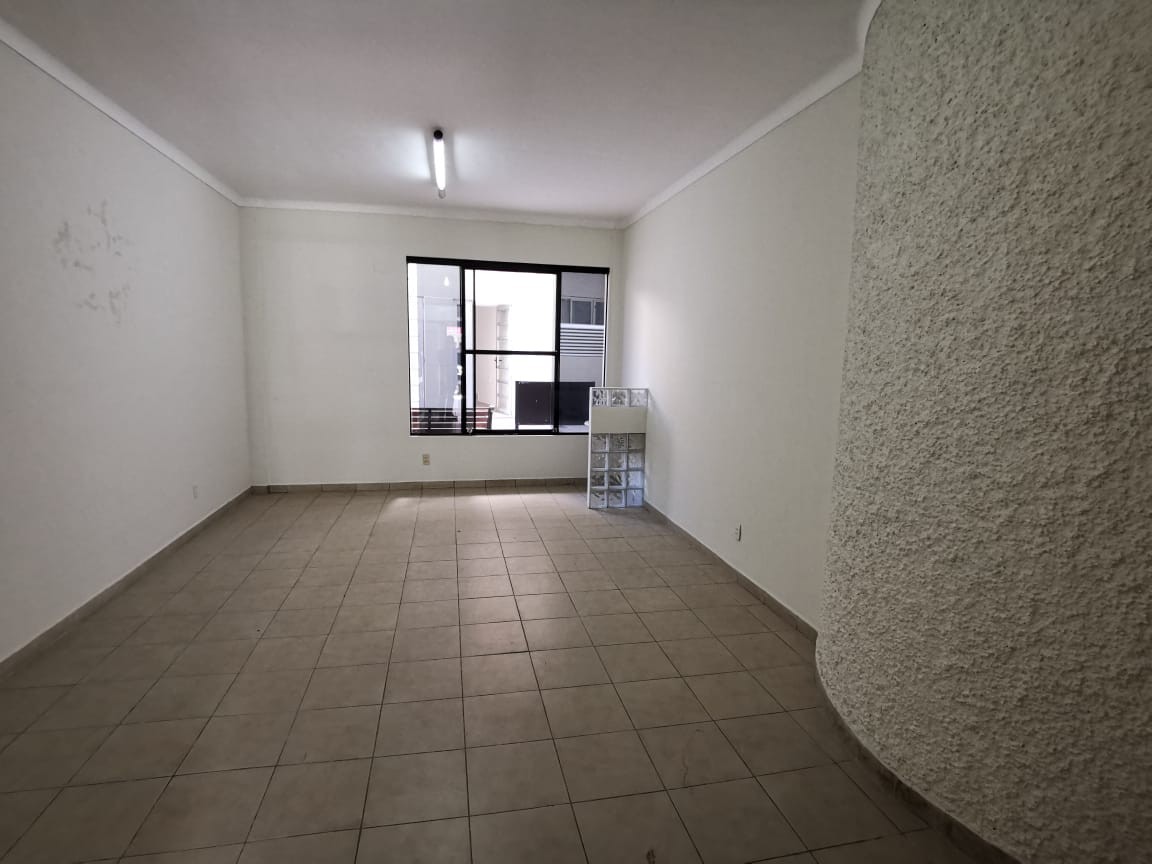 Local comercial en AlquilerCalle Aroma  1 baños  Foto 5