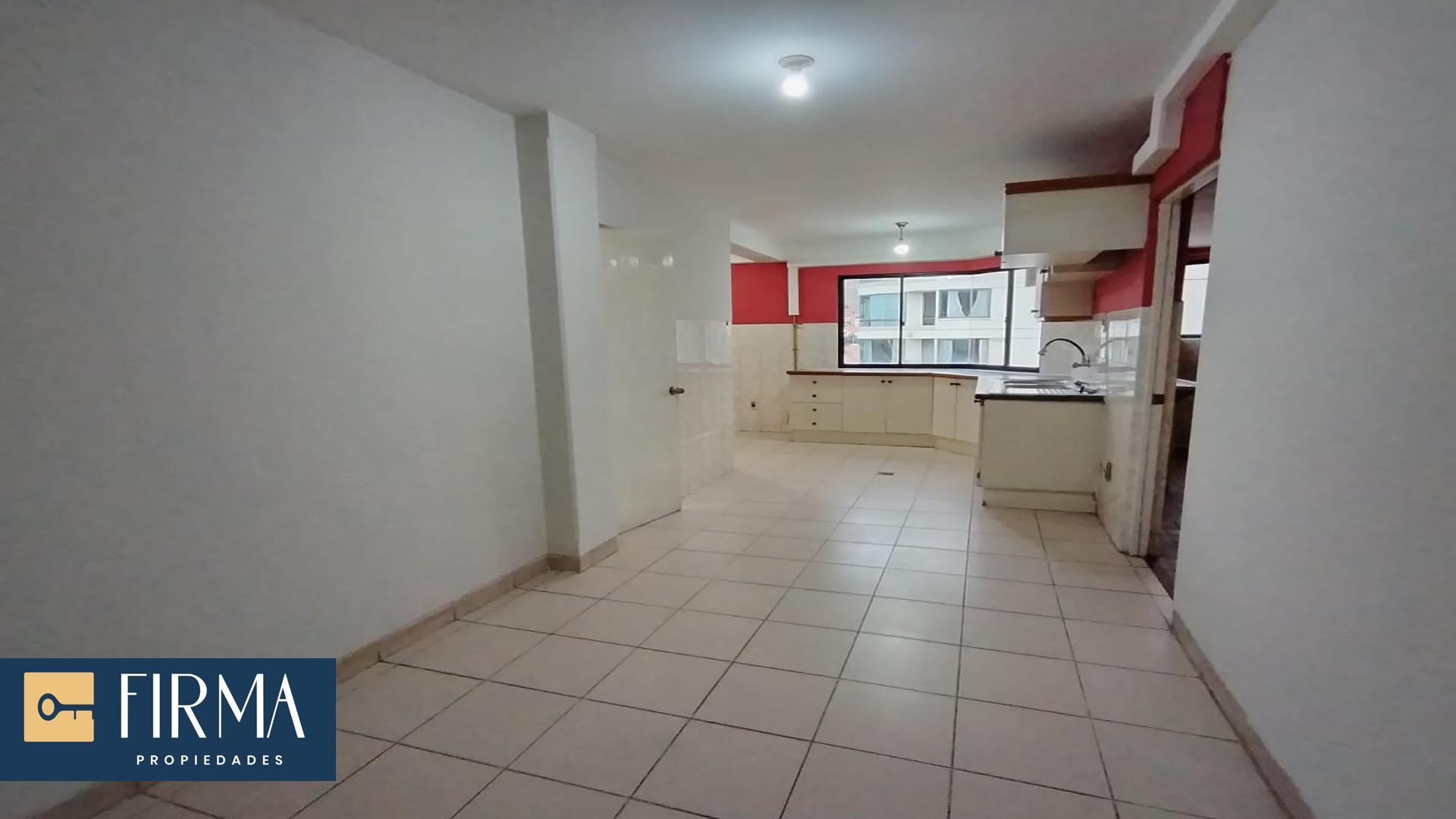 Departamento en San Jorge en La Paz 4 dormitorios 4 baños 1 parqueos Foto 2
