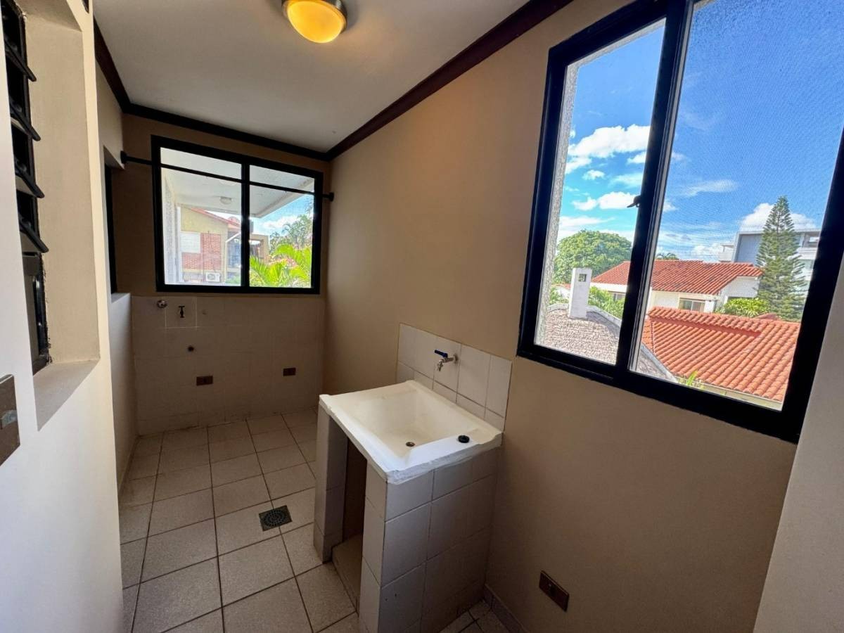 En Alquiler a $us 718 Foto 18