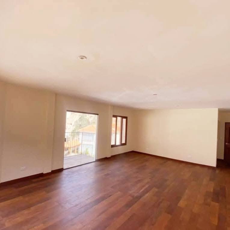 Casa en Aranjuez en La Paz 5 dormitorios 6 baños 2 parqueos Foto 11