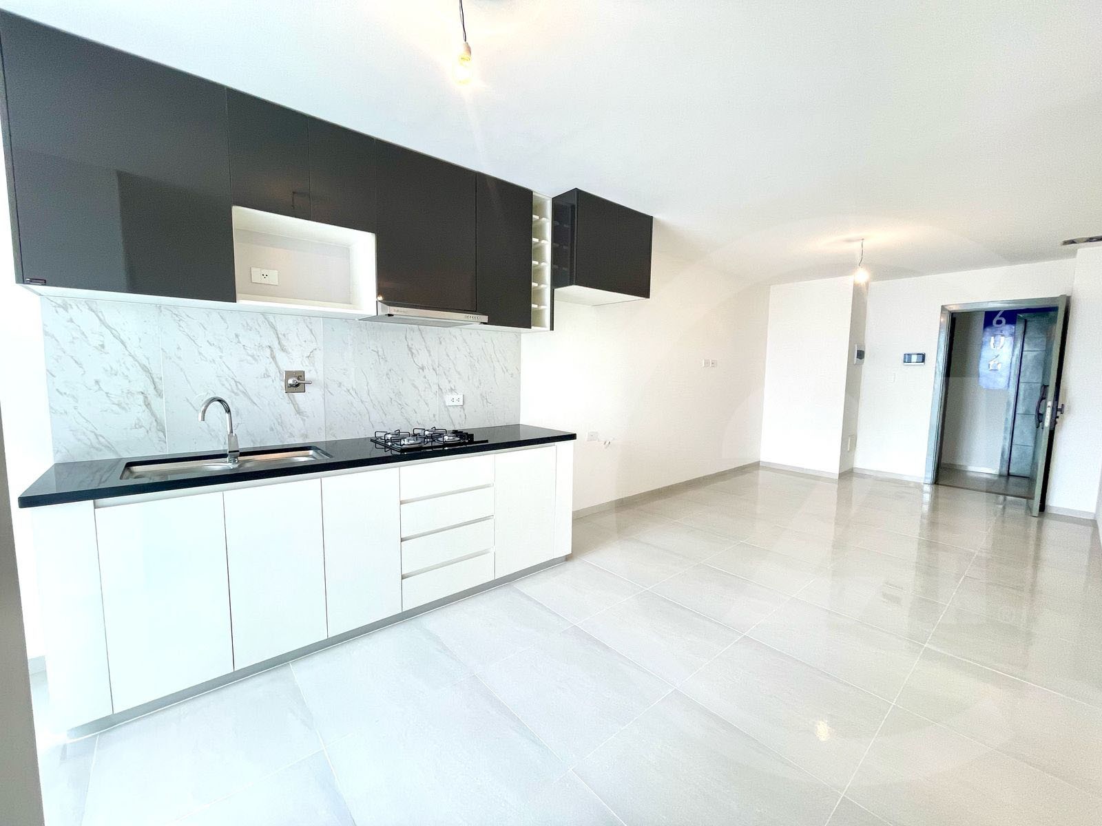 Departamento en VentaCalle 6 Este, Tucuman, Equipetrol 2 dormitorios 1 baños  Foto 8