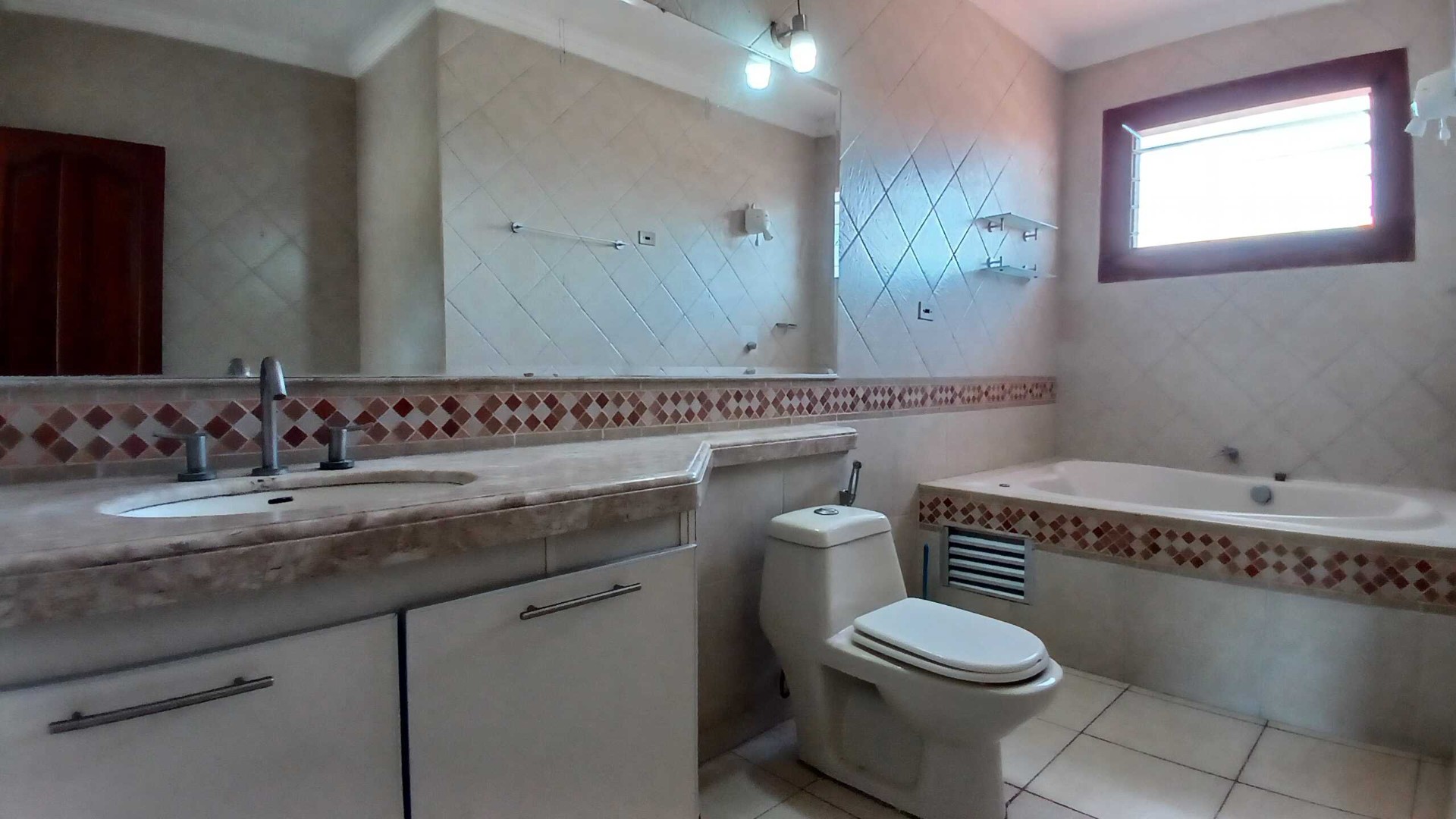 Casa 📍 Ubicación: 5º Anillo – Entre Alemana y 2 de Agosto Foto 16