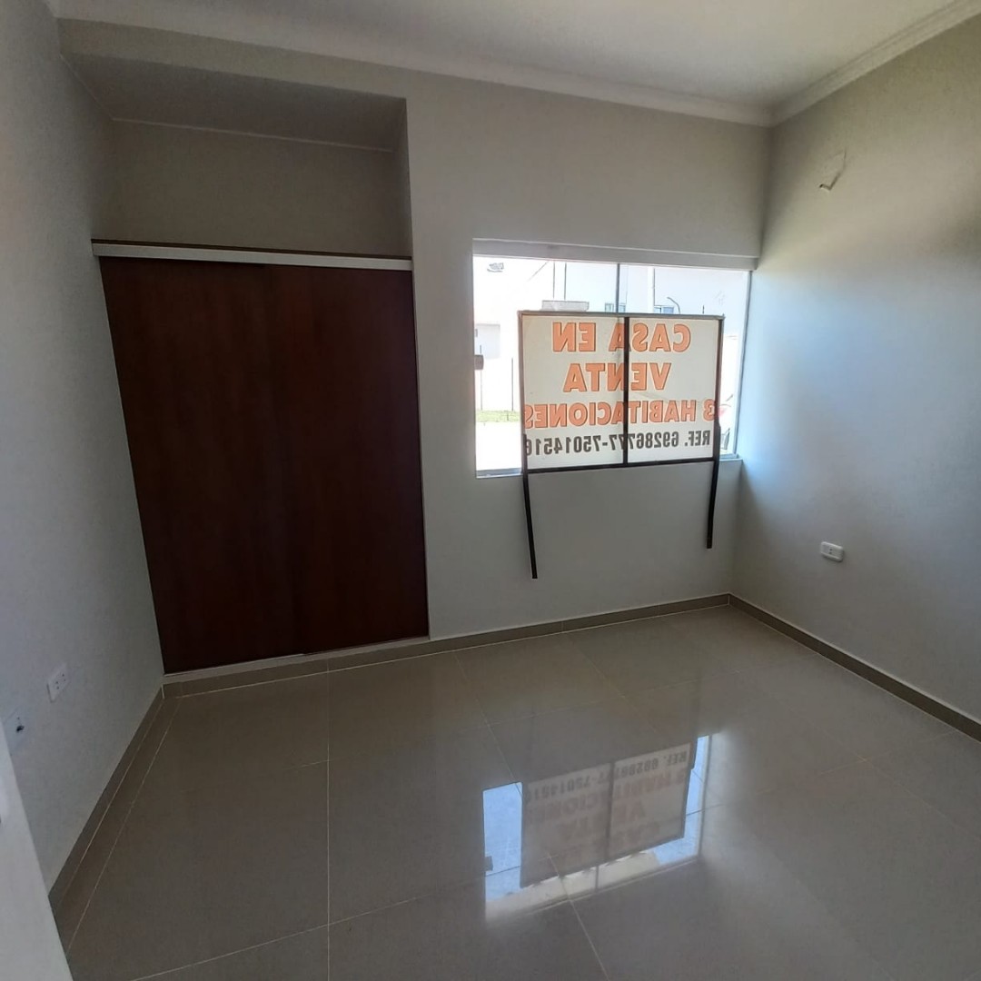 Casa en Entre 8vo y 9no anillo Norte en Santa Cruz de la Sierra 3 dormitorios 2 baños 2 parqueos Foto 15