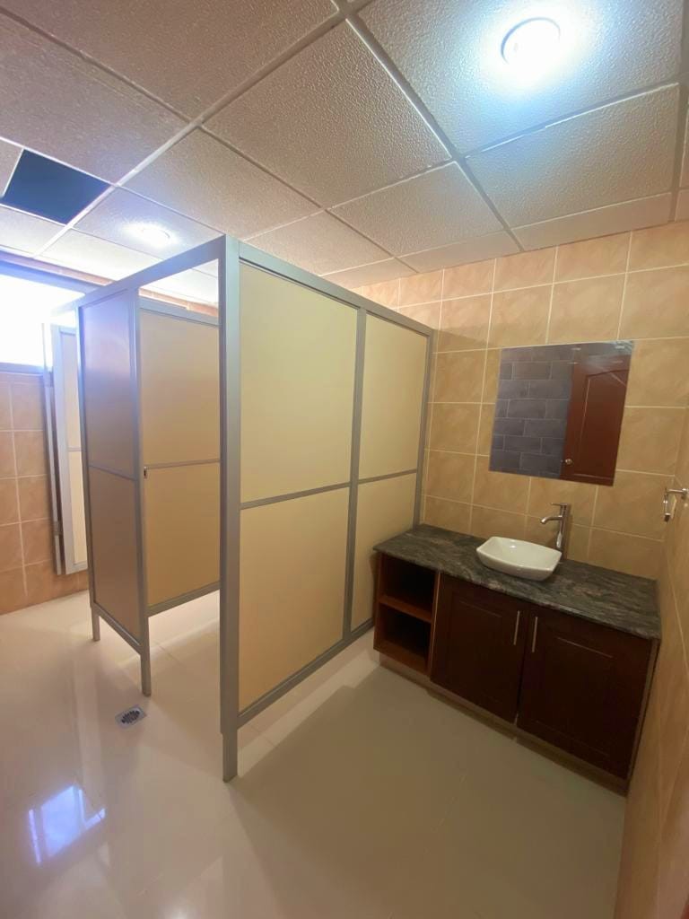 En Alquiler a $us 2,200 Foto 6