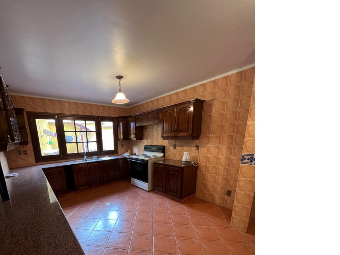 Casa en Achumani en La Paz 5 dormitorios 5 baños 2 parqueos Foto 9